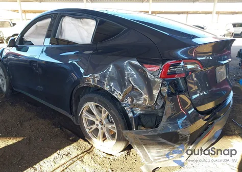 2024 Tesla Model Y Long Range Dual Motor All-Wheel Drive from USA, damaged, VIN 7SAYGDEE2RF087962